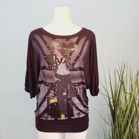 PIAZZA ITALIA BATWING SLEEVE BLACK TOP - Picture 1 of 7